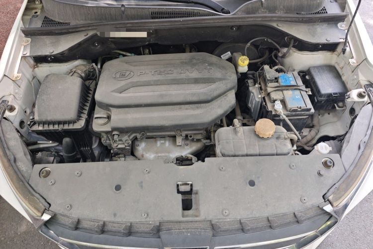 Used Baojun 510 2017 1.5L Manual Luxury Model Engine Bay