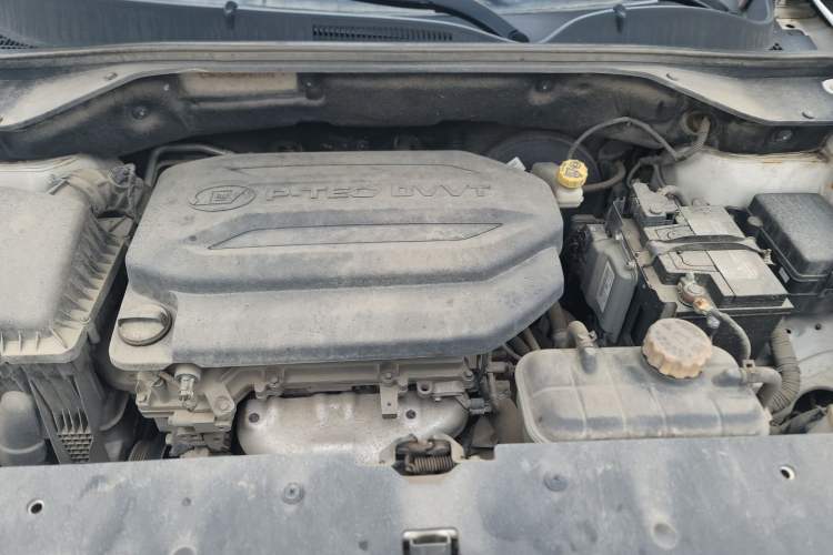 Used Baojun 510 2017 1.5L Manual Luxury Model Engine Bay