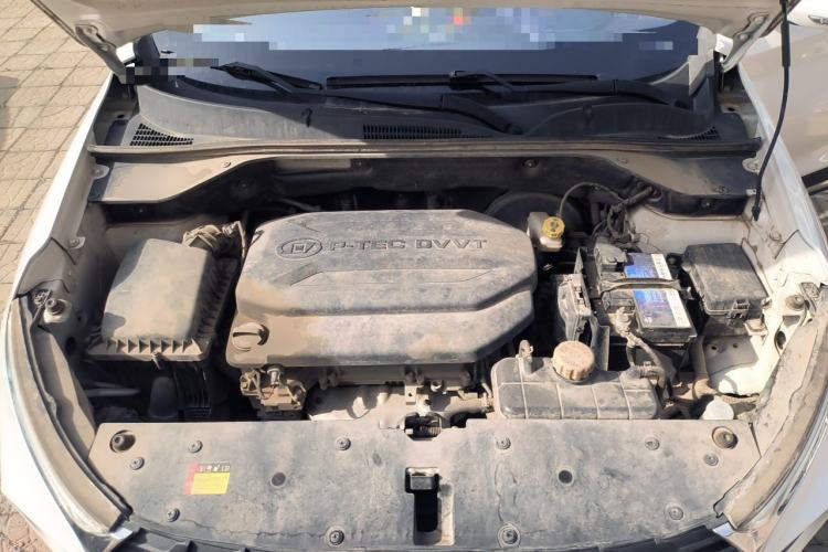Used Baojun 510 2017 1.5L Automatic Fashion Model Engine Bay