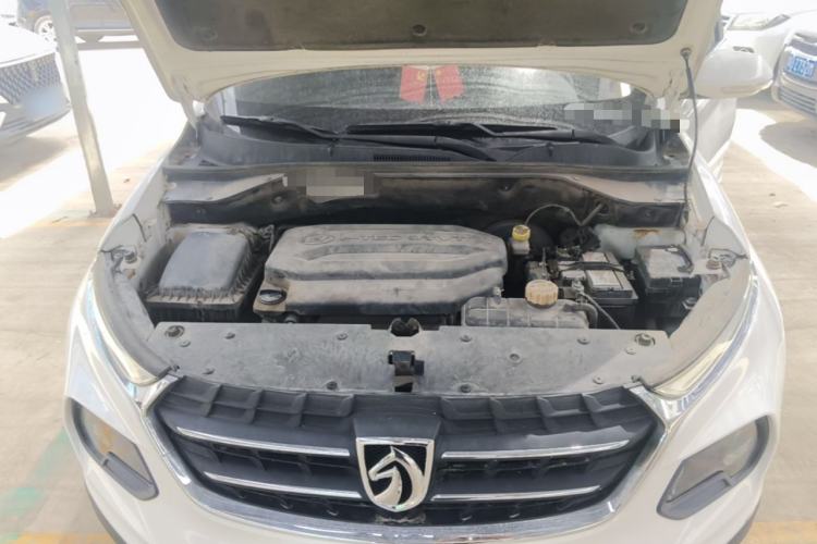 Used Baojun 510 2017 1.5L Manual Fashion Model Engine Bay
