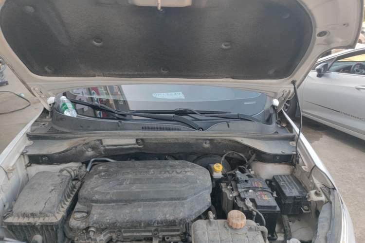 Used Baojun 510 2017 1.5L Manual Luxury Model Engine Bay