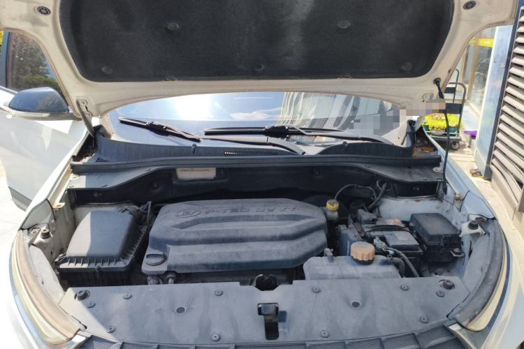 Used Baojun 510 2017 1.5L Manual Luxury Model Engine Bay