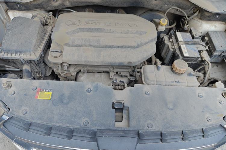 Used Baojun 510 2017 1.5L Manual Fashion Model Engine Bay