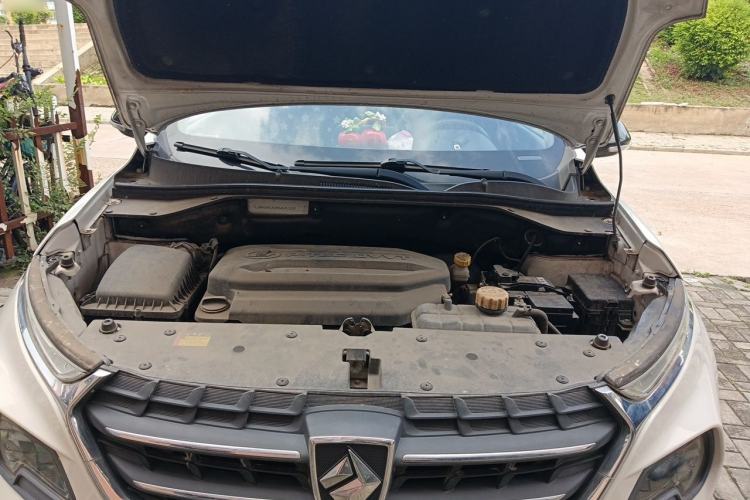 Used Baojun 510 2017 1.5L Manual Luxury Model Engine Bay