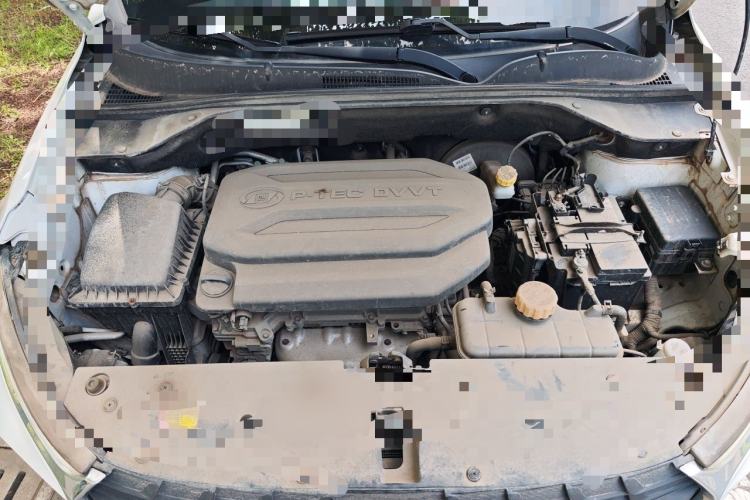 Used Baojun 510 2017 1.5L Automatic Luxury Model Engine Bay