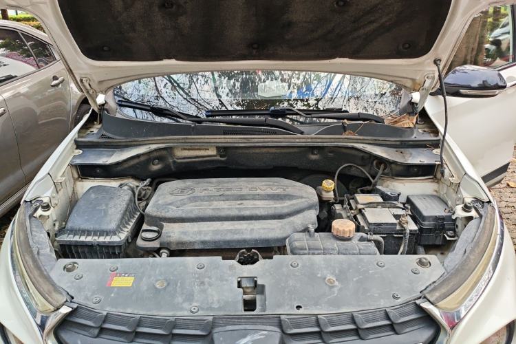Used Baojun 510 2017 1.5L Manual Luxury Model Engine Bay