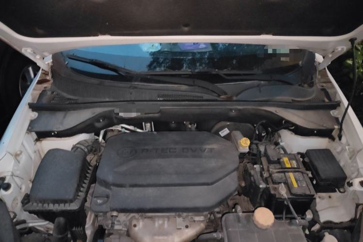 Used Baojun 510 2017 1.5L Automatic Fashion Model Engine Bay