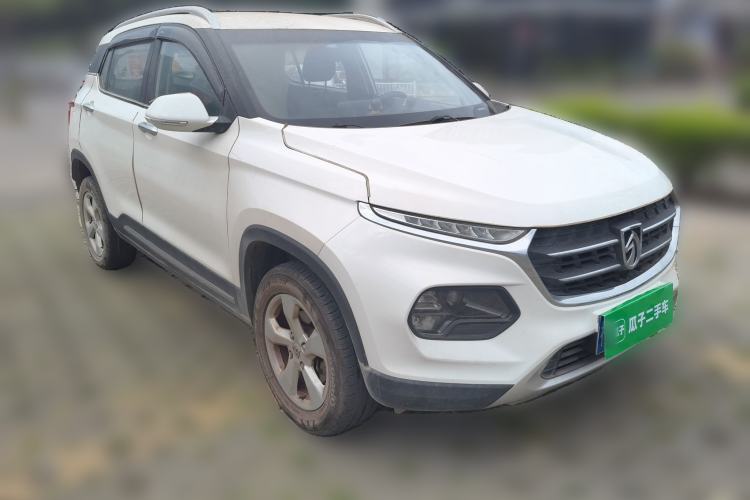 Used Baojun 510 2017 1.5L Manual Fashion Model Exterior 1