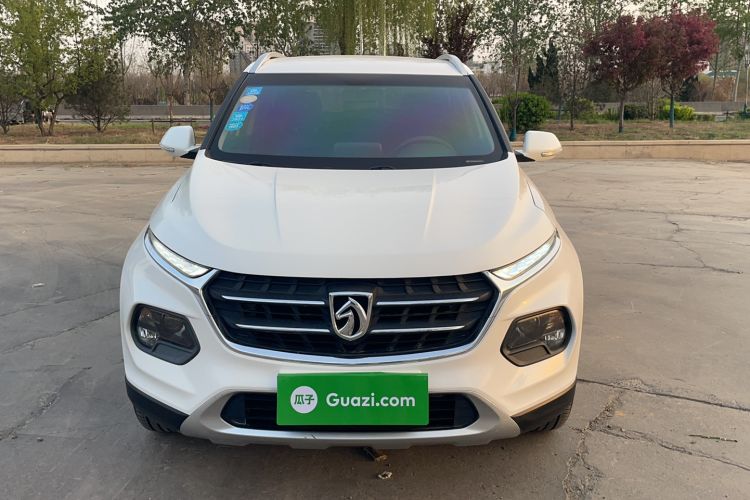 Used Baojun 510 2017 1.5L Manual Fashion Model Exterior 1