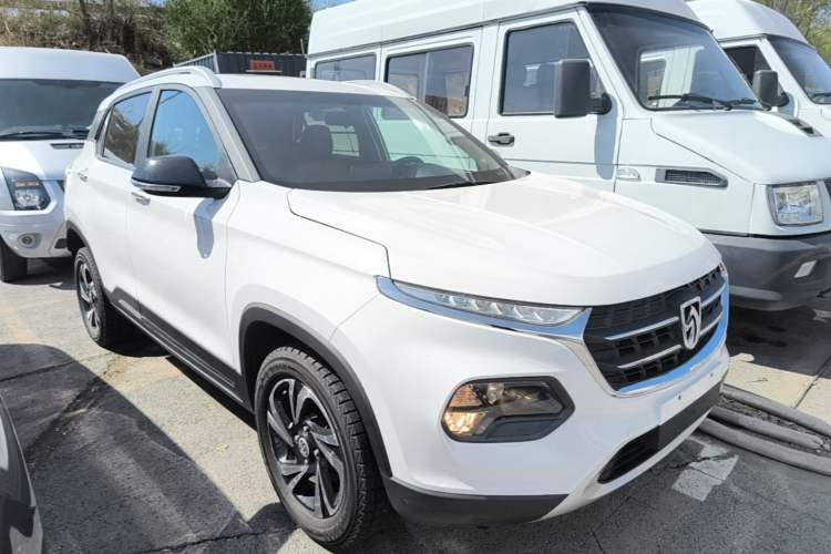 Used Baojun 510 2017 1.5L Manual Luxury Model Exterior 1