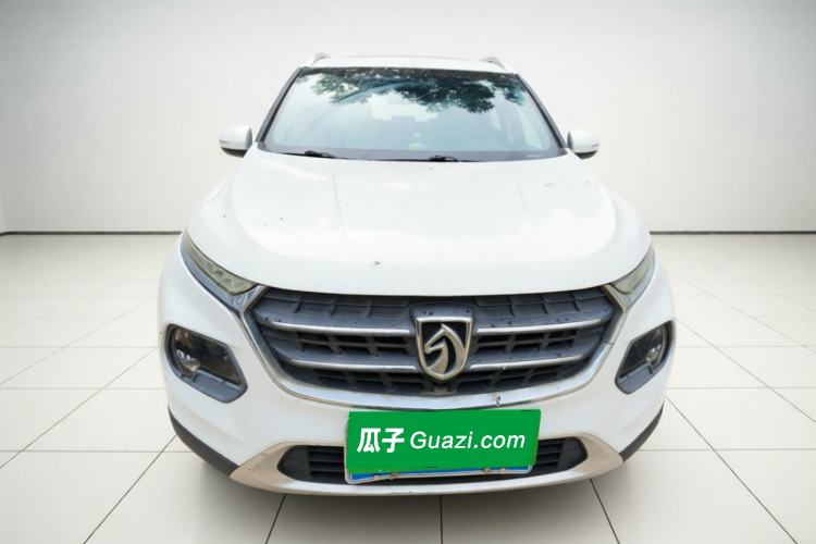 Used Baojun 510 2017 1.5L Manual Luxury Model Exterior 1