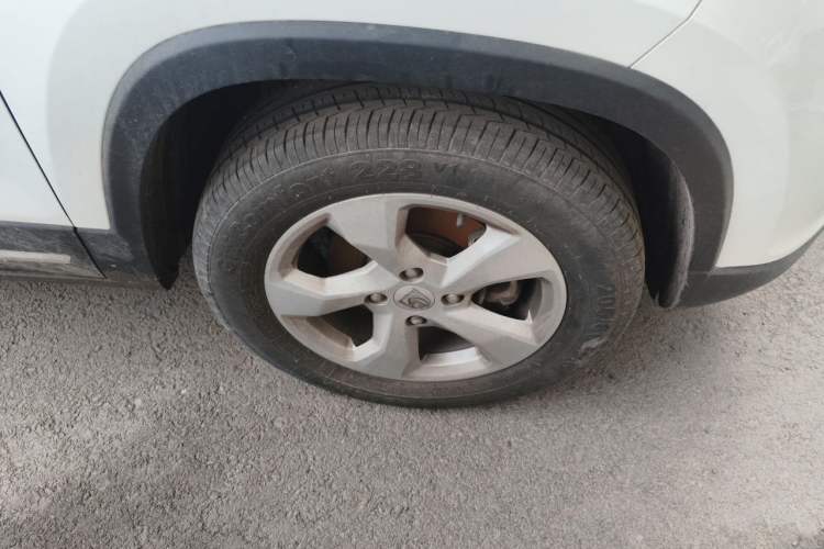 Used Baojun 510 2017 1.5L Automatic Fashion Model Exterior 1