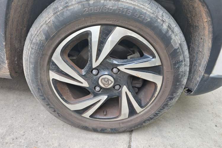 Used Baojun 510 2017 1.5L Manual Luxury Model Exterior 1