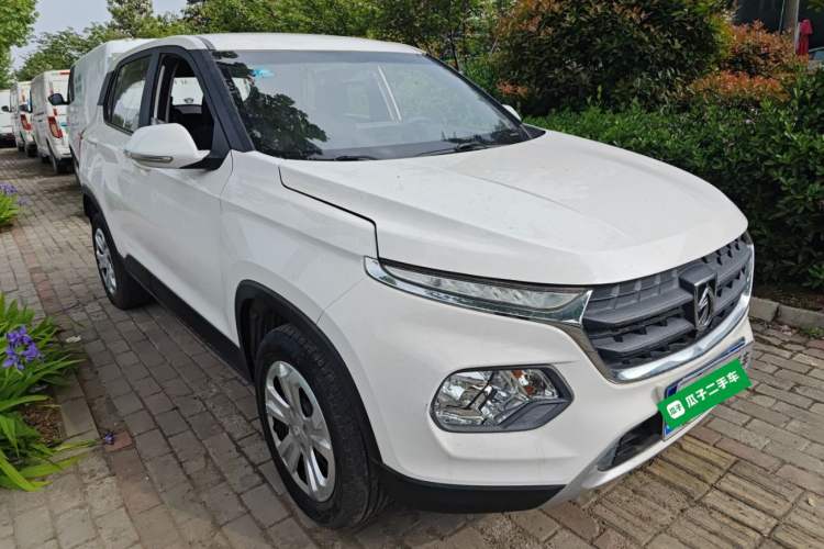 Used Baojun 510 2017 1.5L manual Comfort trim Exterior 1