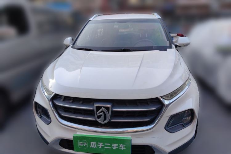 Used Baojun 510 2017 1.5L Automatic Fashion Model Exterior 1