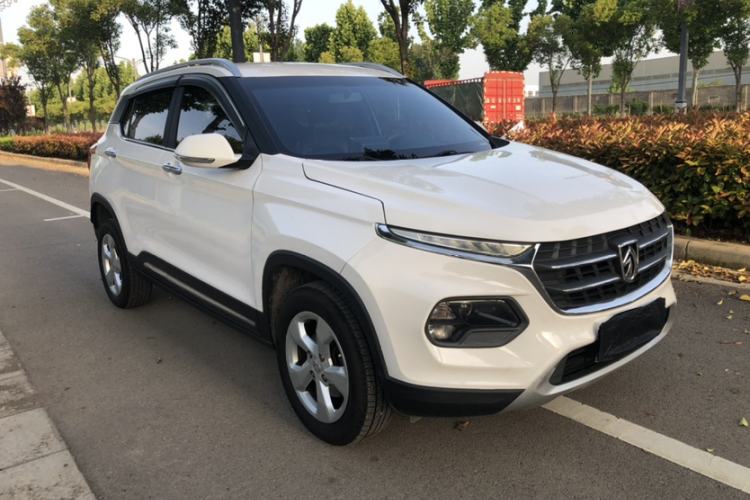 Used Baojun 510 2017 1.5L Automatic Fashion Model Exterior 1