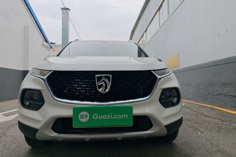 Used Baojun 510 2017 1.5L manual Comfort trim Exterior 2
