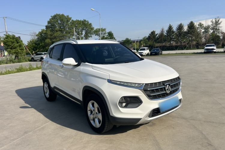Used Baojun 510 2017 1.5L Manual Fashion Model Exterior 2