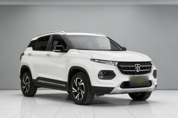 Used Baojun 510 2017 1.5L Manual Luxury Model Exterior 2