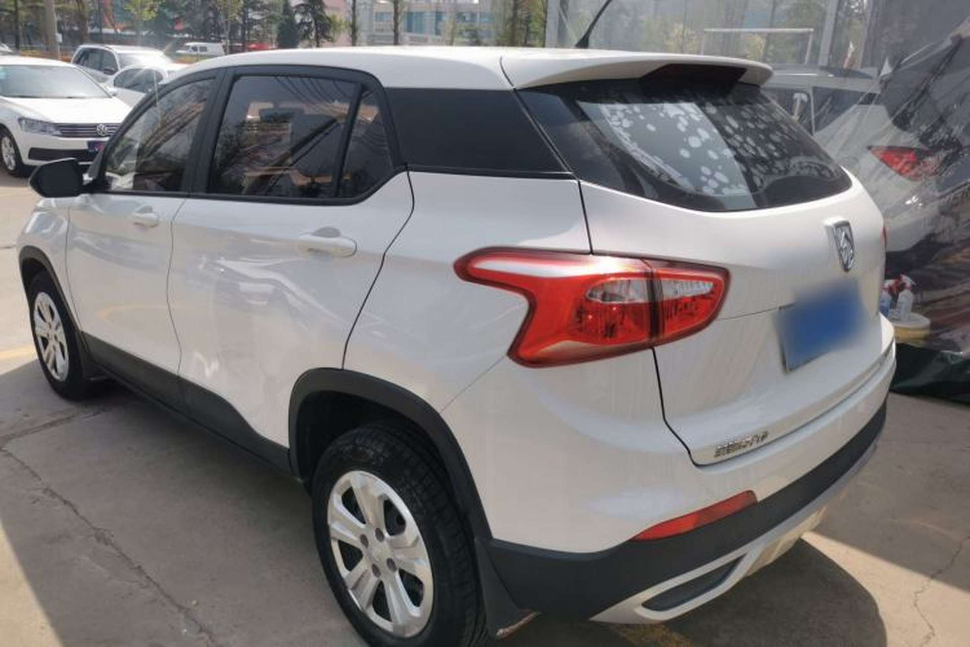 Used Baojun 510 2017 1.5L manual Comfort trim Exterior 2