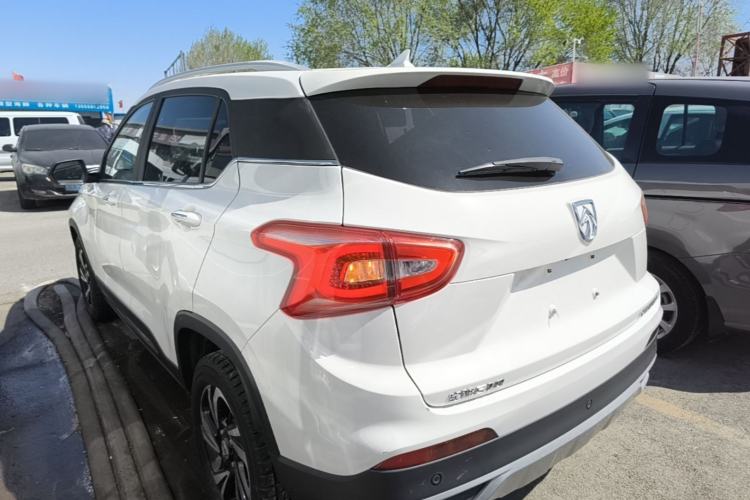 Used Baojun 510 2017 1.5L Manual Luxury Model Exterior 2