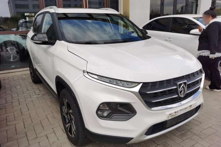 Used Baojun 510 2017 1.5L Manual Luxury Model Exterior 2