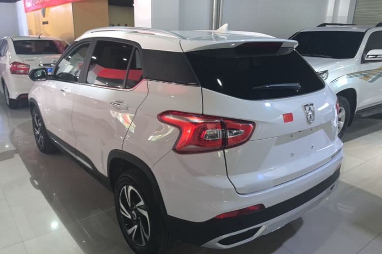 Used Baojun 510 2017 1.5L Manual Luxury Model Exterior 2