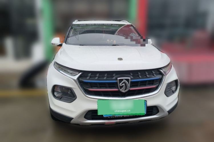 Used Baojun 510 2017 1.5L Manual Fashion Model Exterior 2