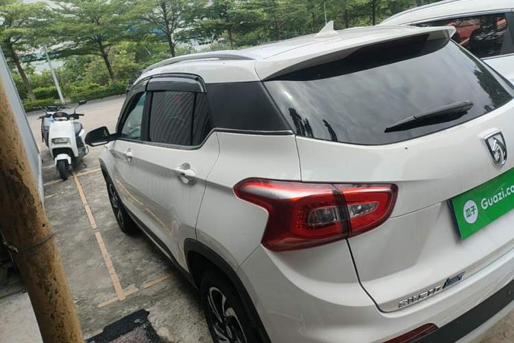 Used Baojun 510 2017 1.5L Automatic Luxury Model Exterior 2