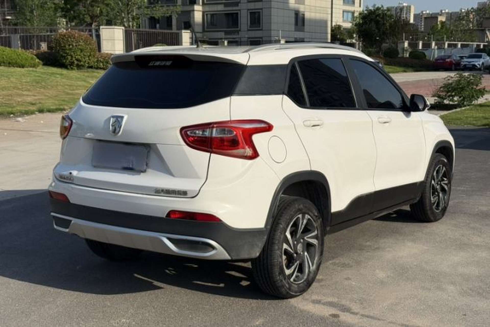 Used Baojun 510 2017 1.5L manual Comfort trim Exterior 2