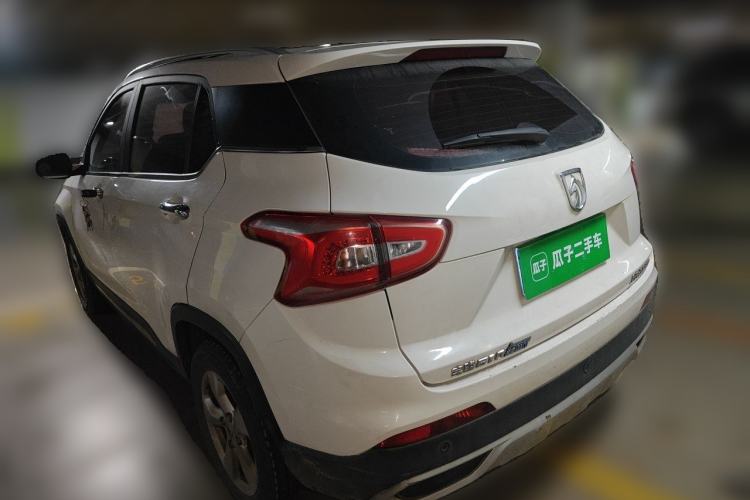 Used Baojun 510 2017 1.5L Manual Fashion Model Exterior 3