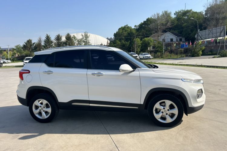 Used Baojun 510 2017 1.5L Manual Fashion Model Exterior 3