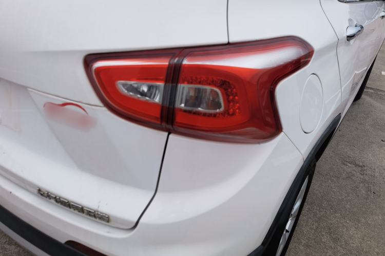 Used Baojun 510 2017 1.5L Manual Fashion Model Exterior 3