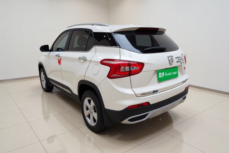 Used Baojun 510 2017 1.5L Automatic Fashion Model Exterior 3