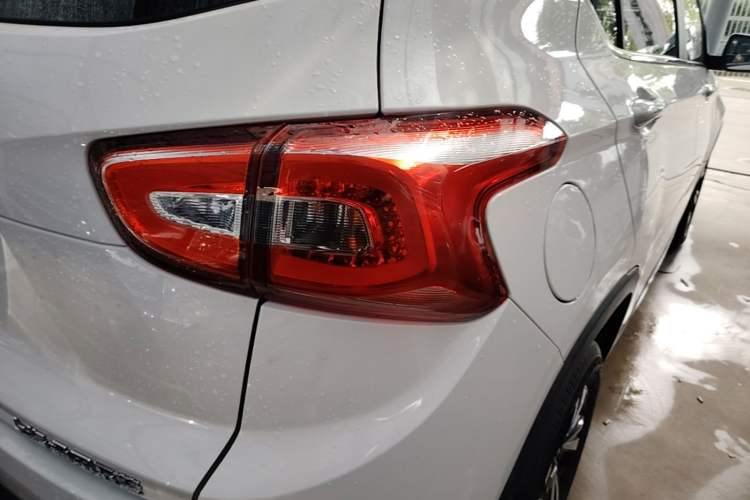 Used Baojun 510 2017 1.5L Automatic Luxury Model Exterior 3