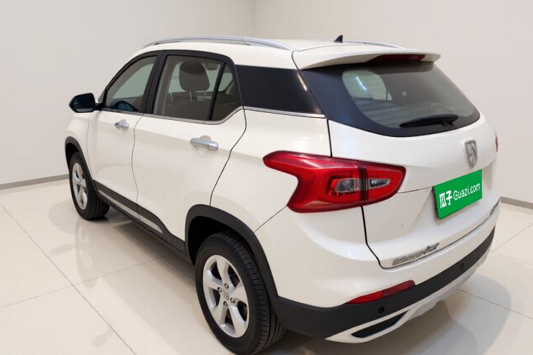 Used Baojun 510 2017 1.5L Automatic Fashion Model Exterior 3