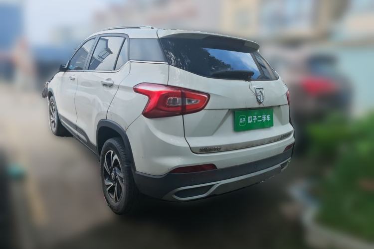 Used Baojun 510 2017 1.5L Manual Luxury Model Exterior 3