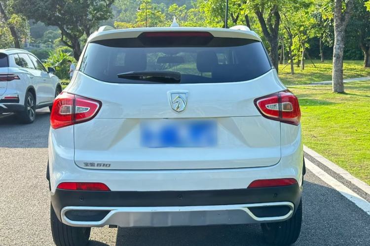 Used Baojun 510 2017 1.5L Manual Luxury Model Exterior 3