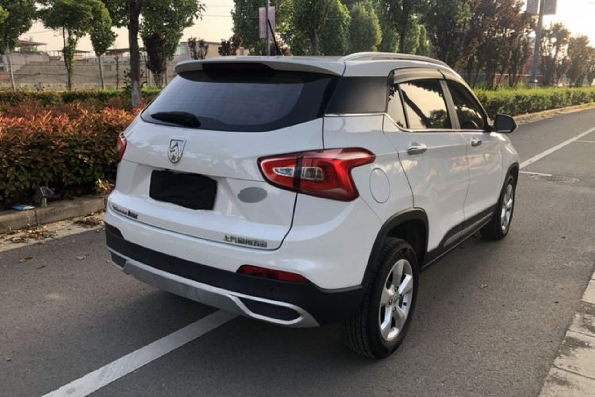 Used Baojun 510 2017 1.5L Automatic Fashion Model Exterior 3