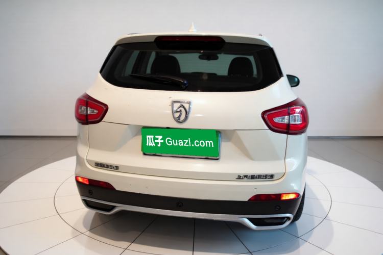 Used Baojun 510 2017 1.5L Manual Luxury Model Exterior 4