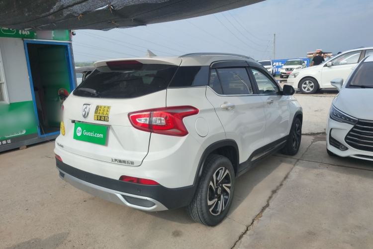Used Baojun 510 2017 1.5L Manual Luxury Model Exterior 4