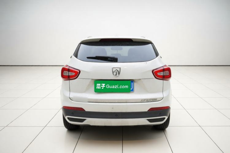Used Baojun 510 2017 1.5L Manual Luxury Model Exterior 4