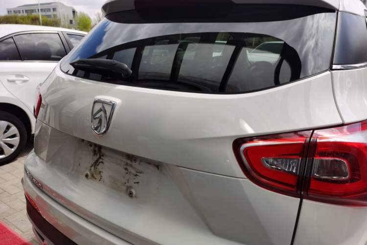 Used Baojun 510 2017 1.5L Manual Luxury Model Exterior 4