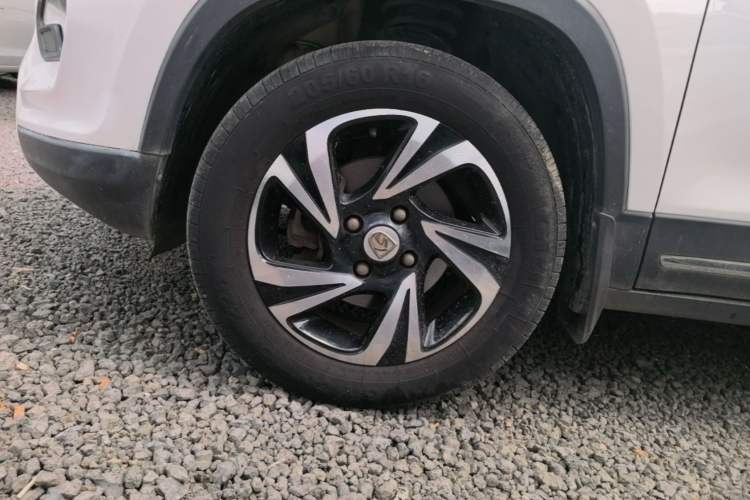 Used Baojun 510 2017 1.5L Automatic Luxury Model Exterior 4