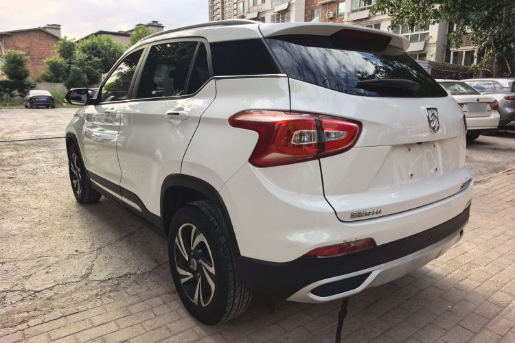 Used Baojun 510 2017 1.5L Manual Luxury Model Exterior 4