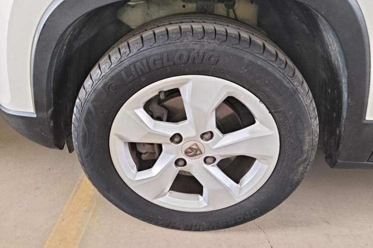 Used Baojun 510 2017 1.5L Manual Fashion Model Exterior 4