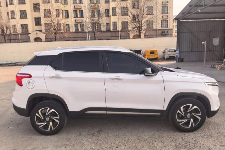 Used Baojun 510 2017 1.5L Manual Luxury Model Exterior 4