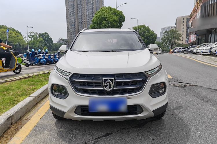 Used Baojun 510 2017 1.5L Automatic Fashion Model Exterior 5