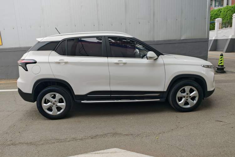 Used Baojun 510 2017 1.5L manual Comfort trim Exterior 5
