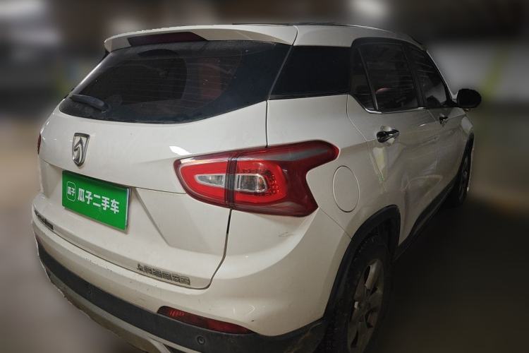 Used Baojun 510 2017 1.5L Manual Fashion Model Exterior 5